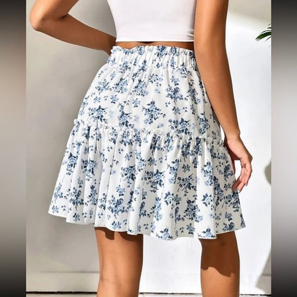 NWOT SHEIN Holidaya Floral Print Ruffle Hem Blue White Skirt Women’s Size Small - Picture 2 of 9